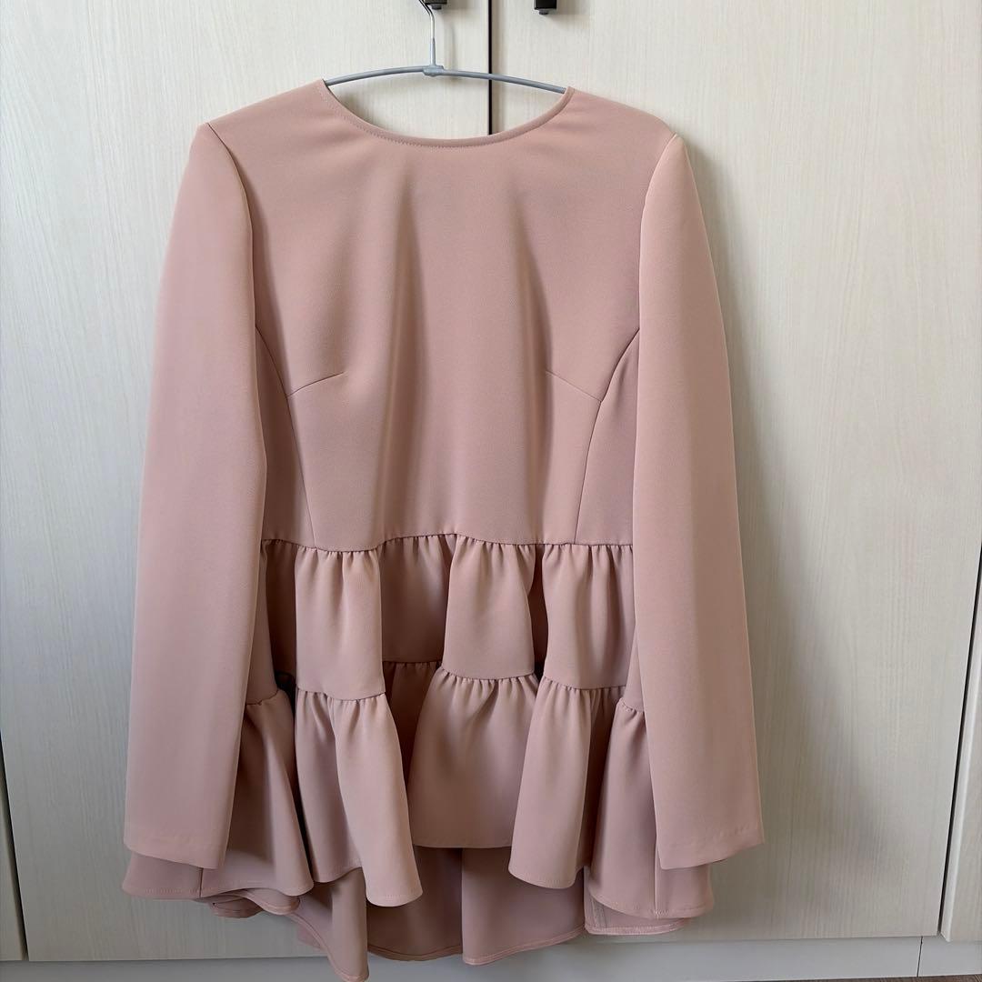 【新品未使用】アベニールエトワール　34ダブルクロスギャザー切替ブラウス