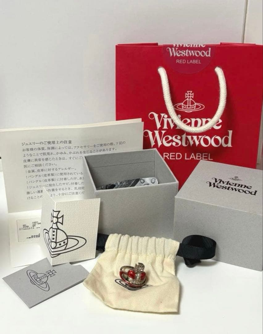 【保証書つき】Vivienne Westwood Diamante heart