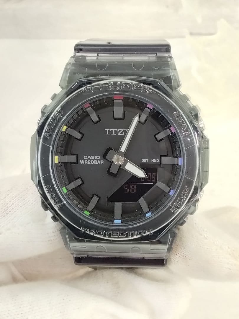 G-SHOCK　ITZYコラボレーション　　中古美品