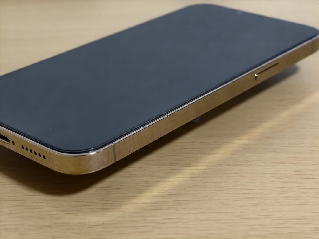 iPhone13proMax 国内版 ゴールド バッテリー100%