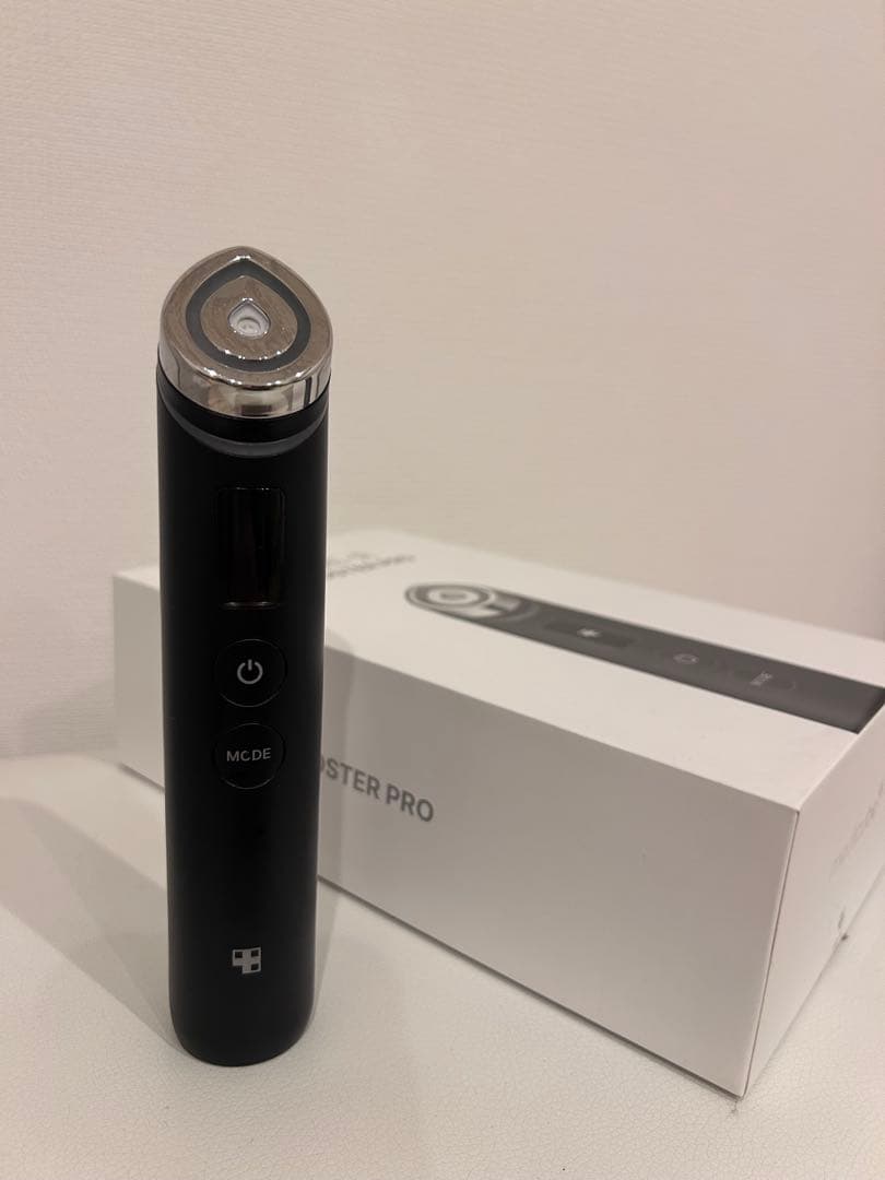 【12/28まで出品】medicube BOOSTER PRO 美顔器 ブラック
