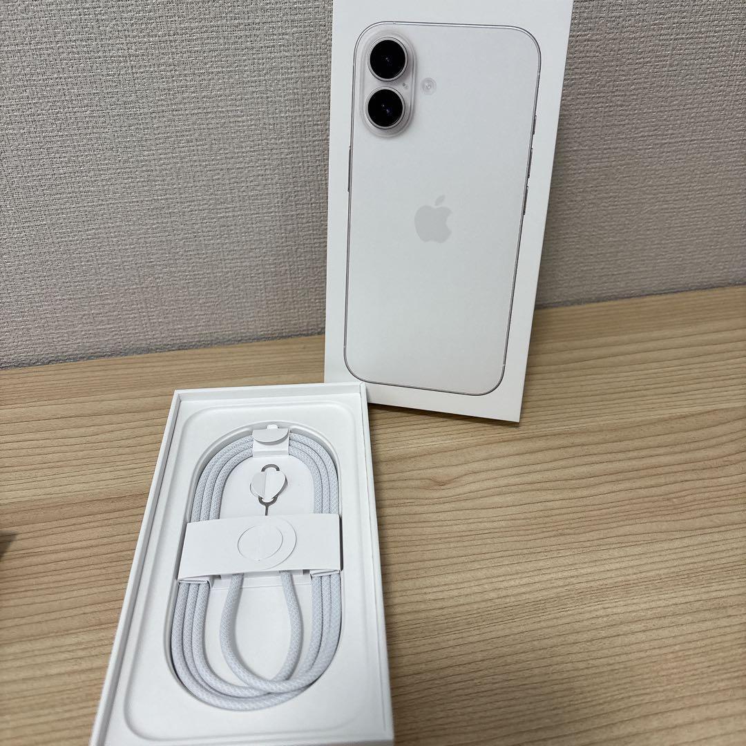 iPhone 16 ホワイト128G*SIMフリー新品未使用品!!コーティング済