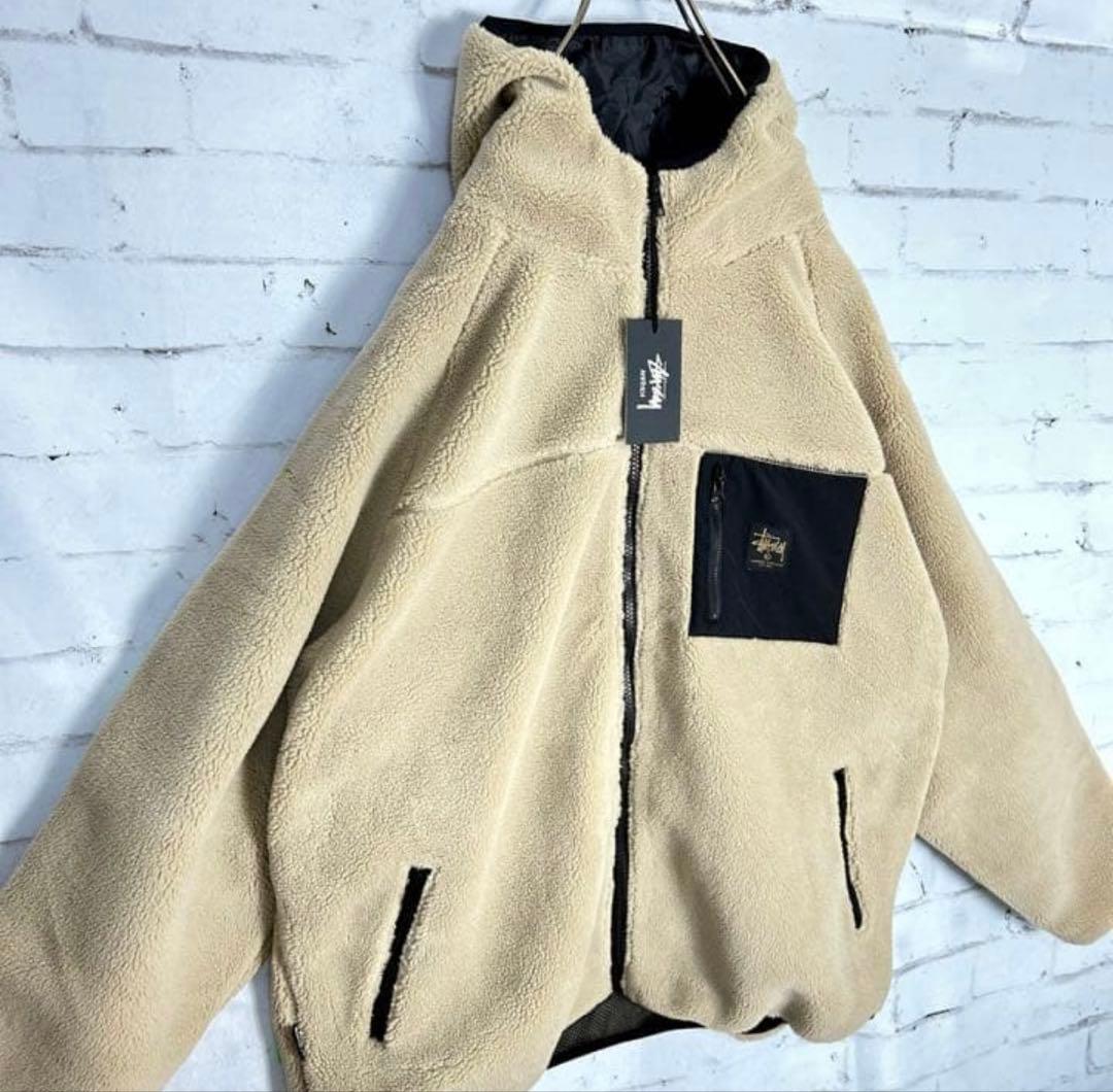 値下げ　STUSSY ベージュ フリースパーカー