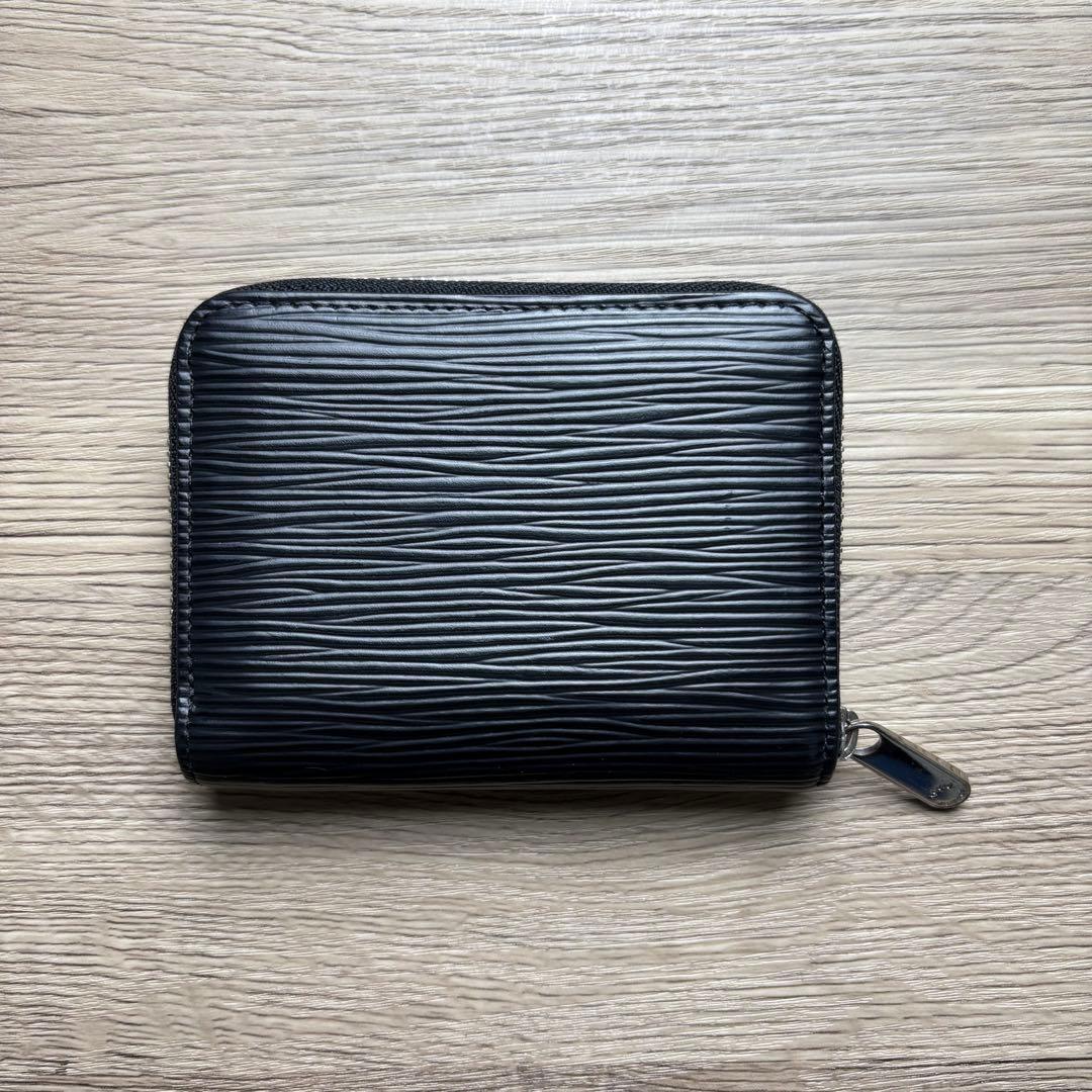 ルイヴィトン エピ ジッピーパース