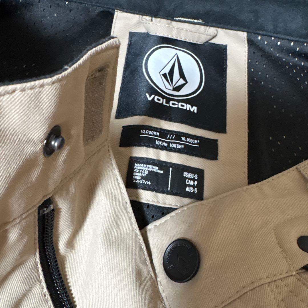 美品　VOLCOM　スノーウェア　上下セット