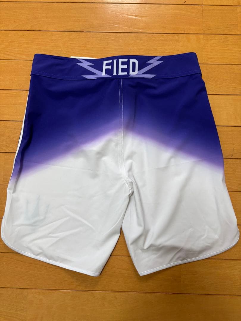 FIED サーフパンツ 30サイズ Rising White Violet