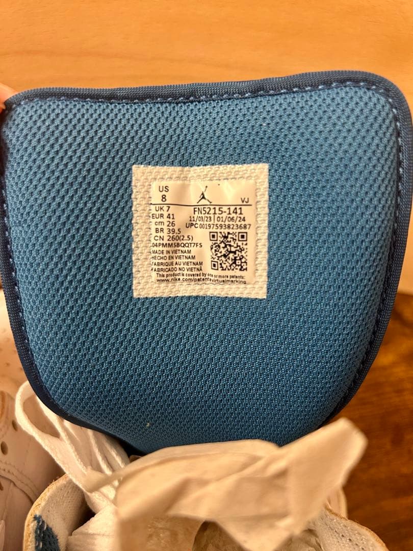 靴 AIR JORDAN 1 MID SE 26cm