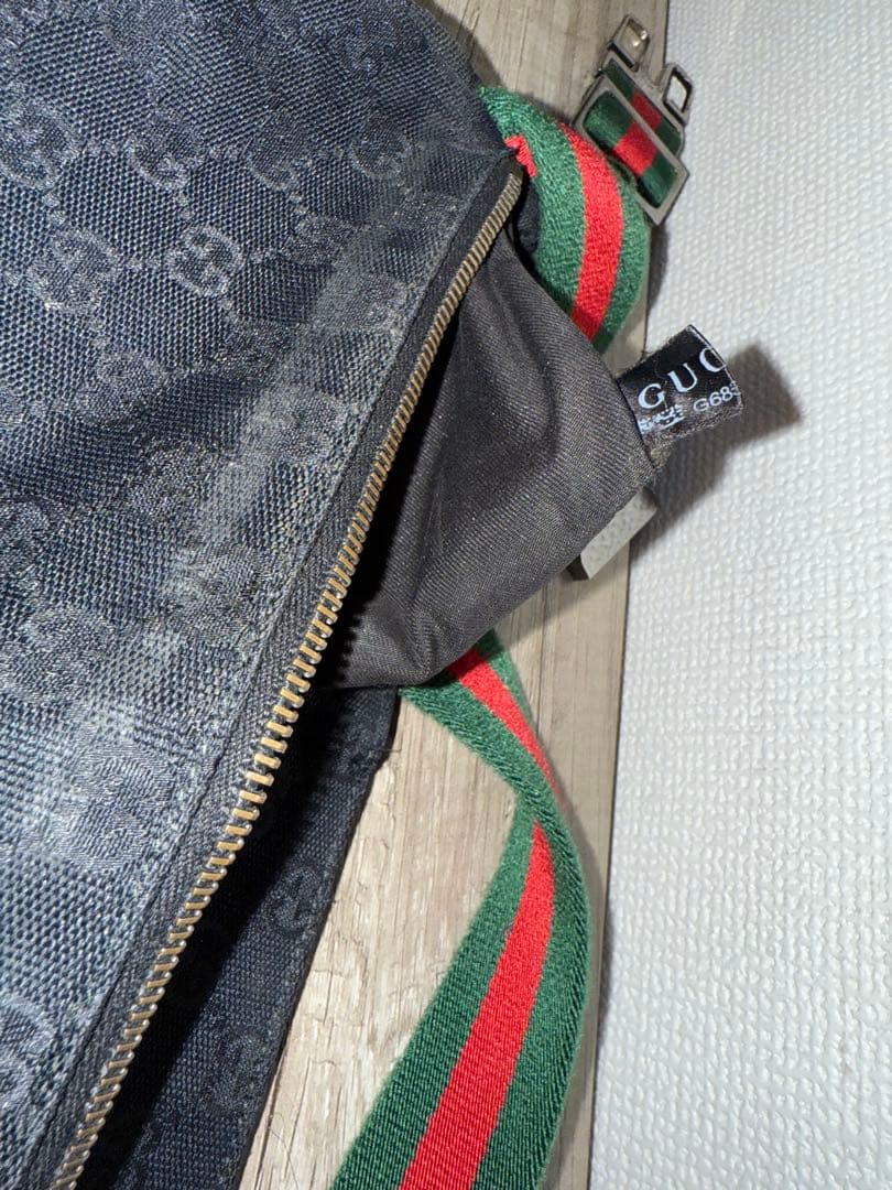 Gucci ボディバッグ ブラック
