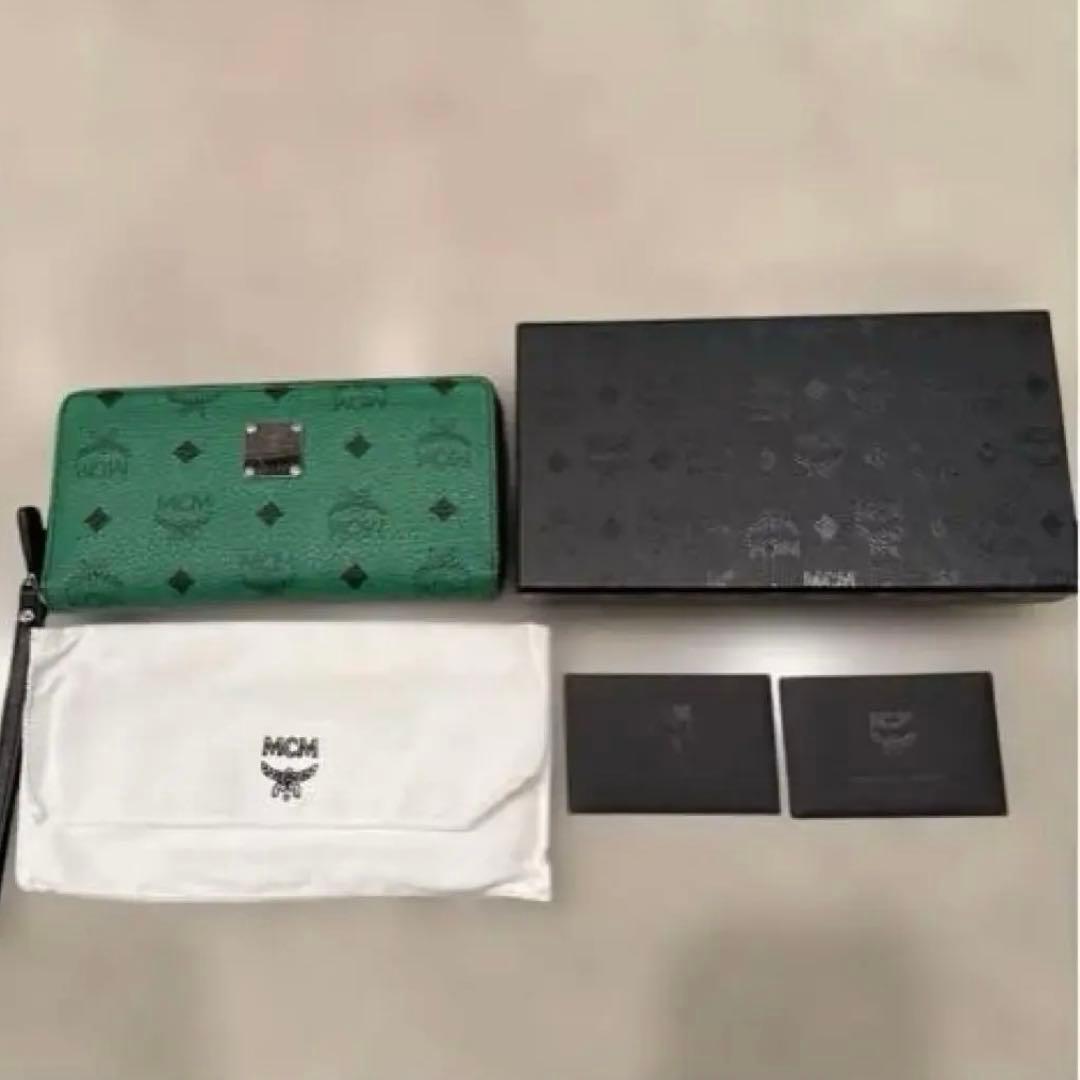 MCM グリーンレザー長財布 収納袋付き　送料込み最終価格‼️