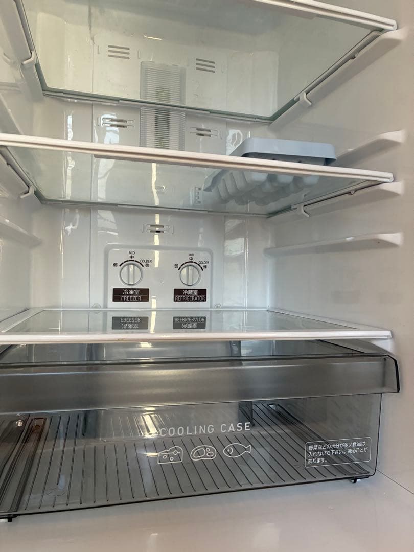 三菱ノンフロン冷凍冷蔵庫　146L 美品