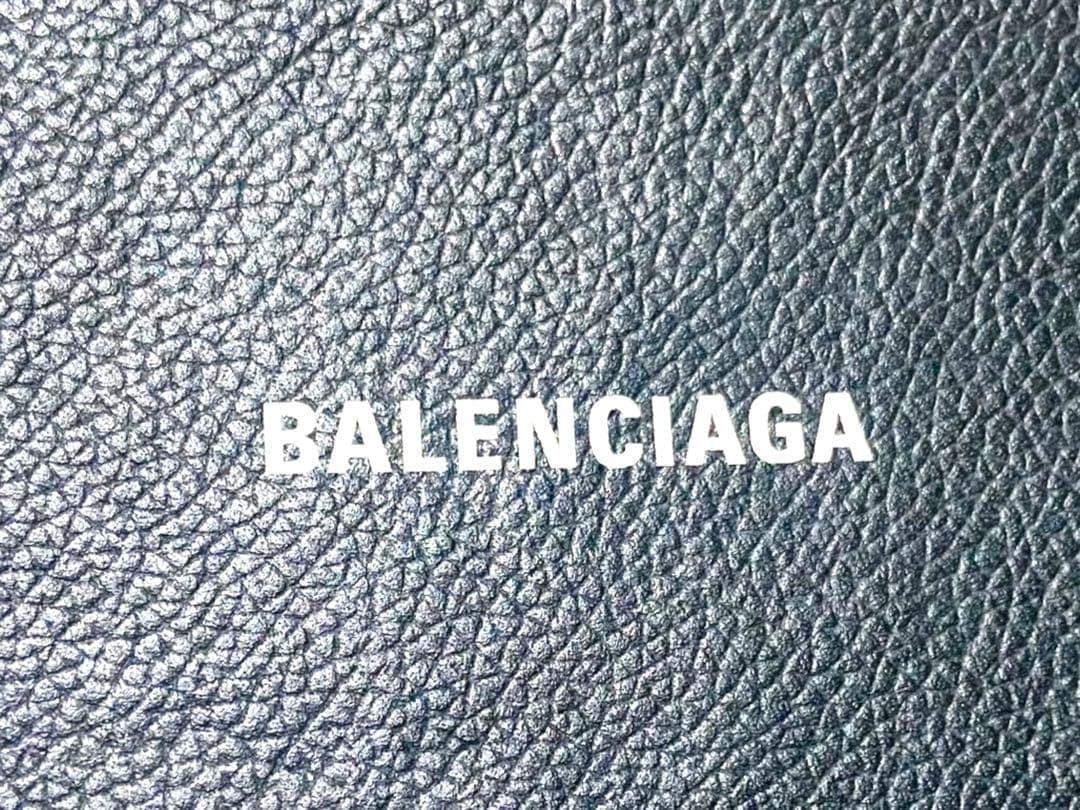 美品 バレンシアガ BALENCIAGA ラウンド ゴールド ファスナー 長財布