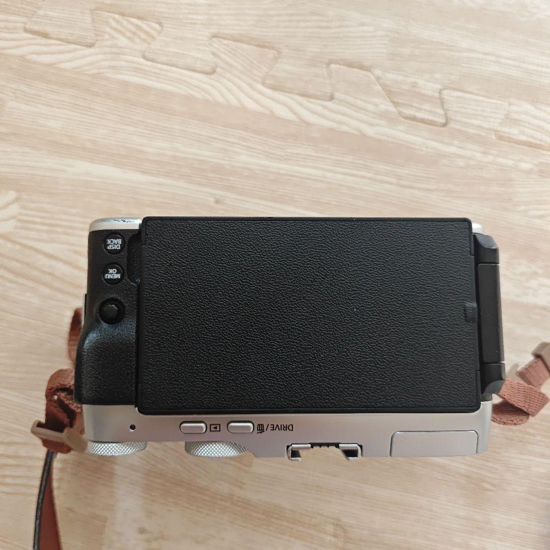 Fujifilm X-A7 デジタルカメラ シルバー