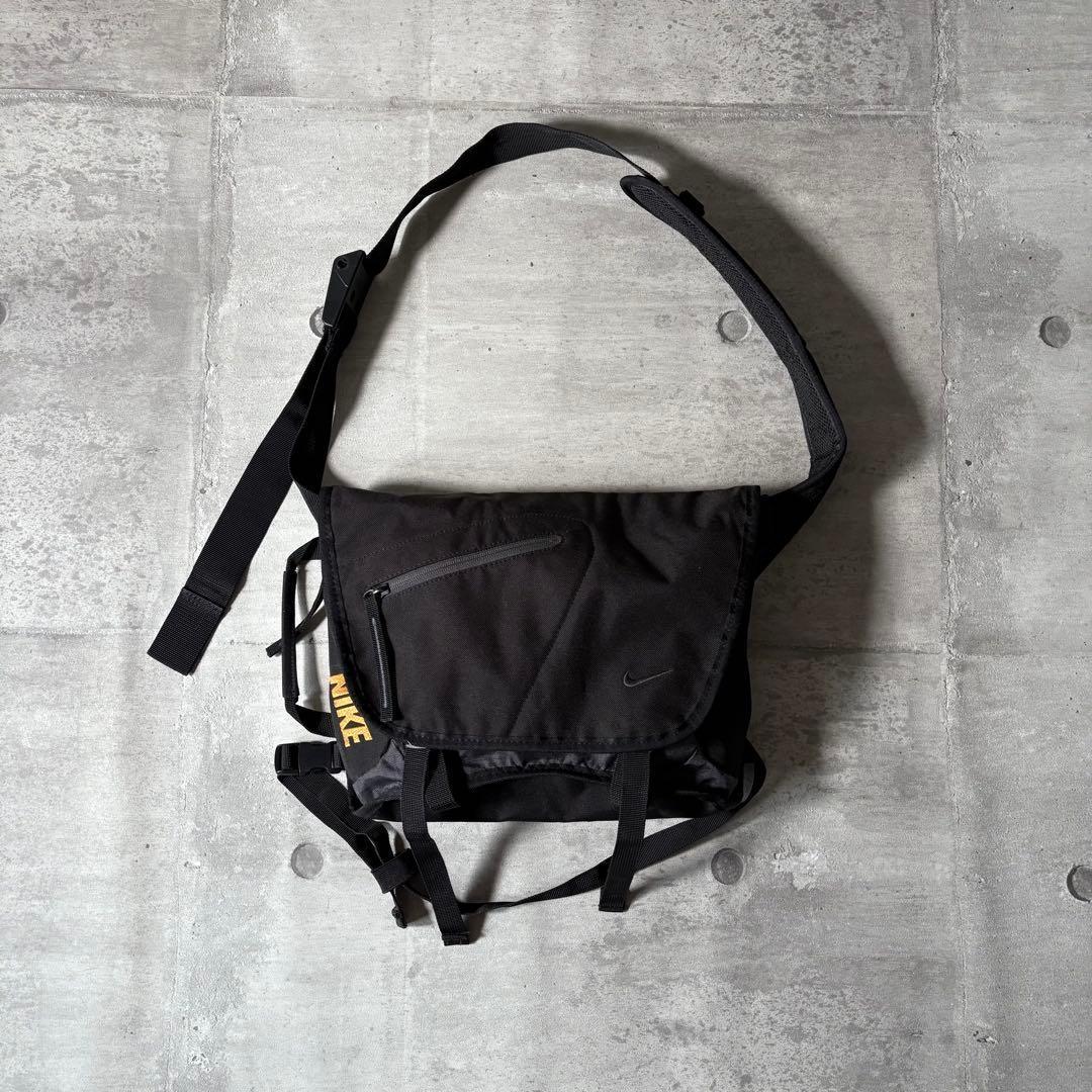 バッグ 90s old nike messenger slingbag y2k tech
