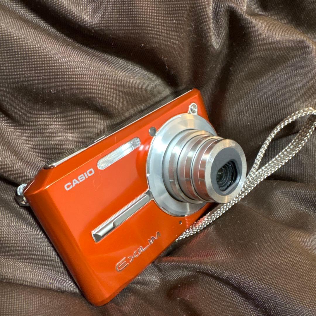 CASIO EXILIM ex-s600 コンパクトデジタルカメラ　動作確認済み