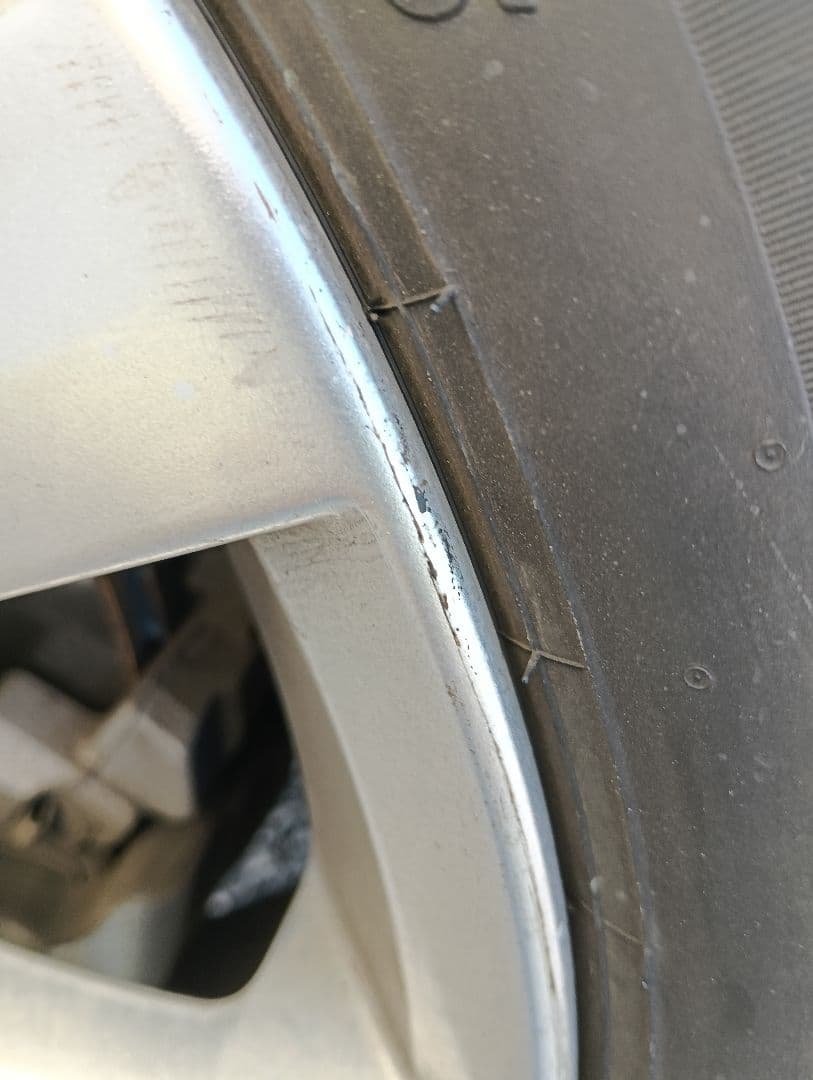 フォルクスワーゲン　ホイール付きスタッドレスタイヤ4本 送料込