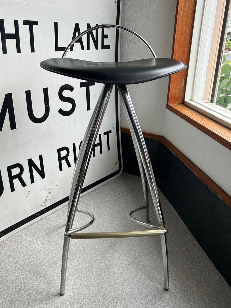 cattelan italia カッテランイタリア　カウンターチェア　椅子 　黒