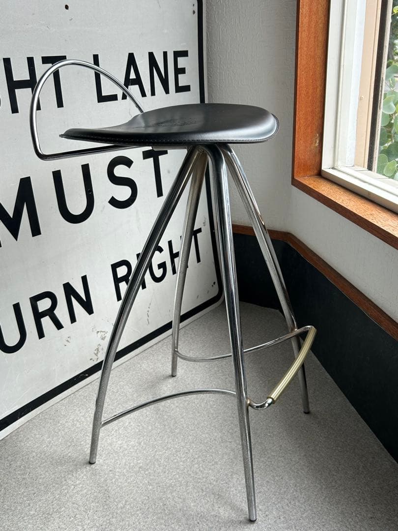 cattelan italia カッテランイタリア　カウンターチェア　椅子 　黒