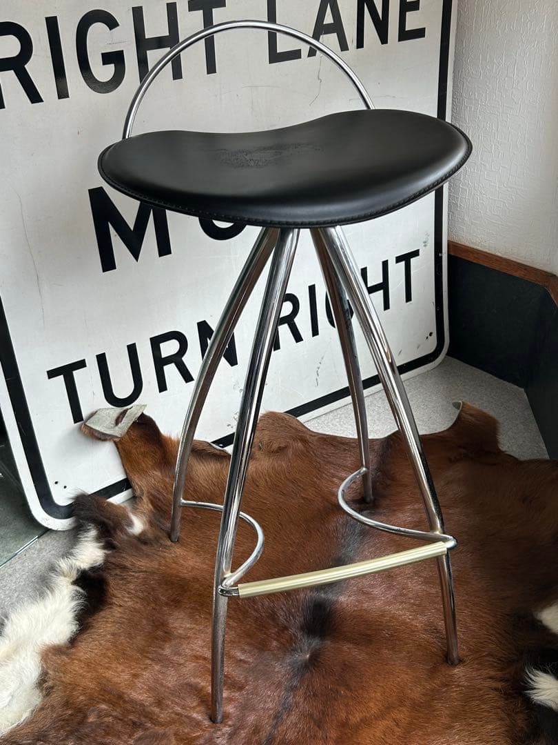 cattelan italia カッテランイタリア　カウンターチェア　椅子 　黒