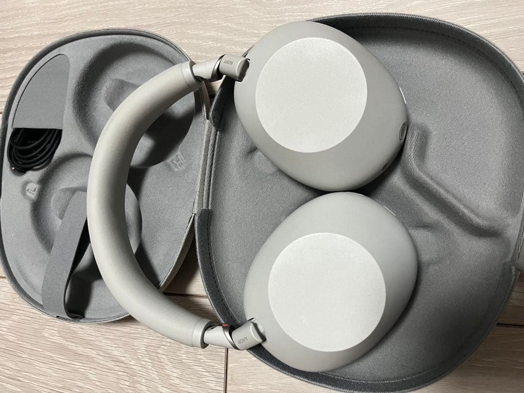 SONY WH-1000XM6 プラチナシルバー ワイヤレスヘッドフォン