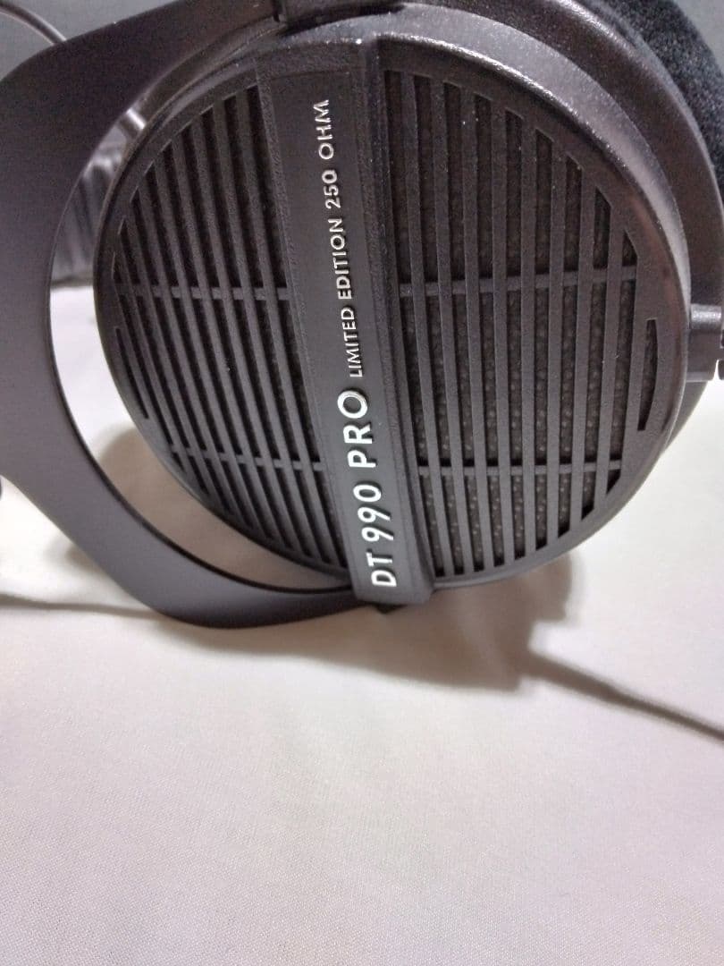 beyerdynamic DT990PRO Black Edition 250Ω