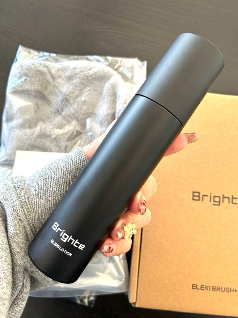 ELEKIBRUSH 美顔器 ピンク　ブライト　限定