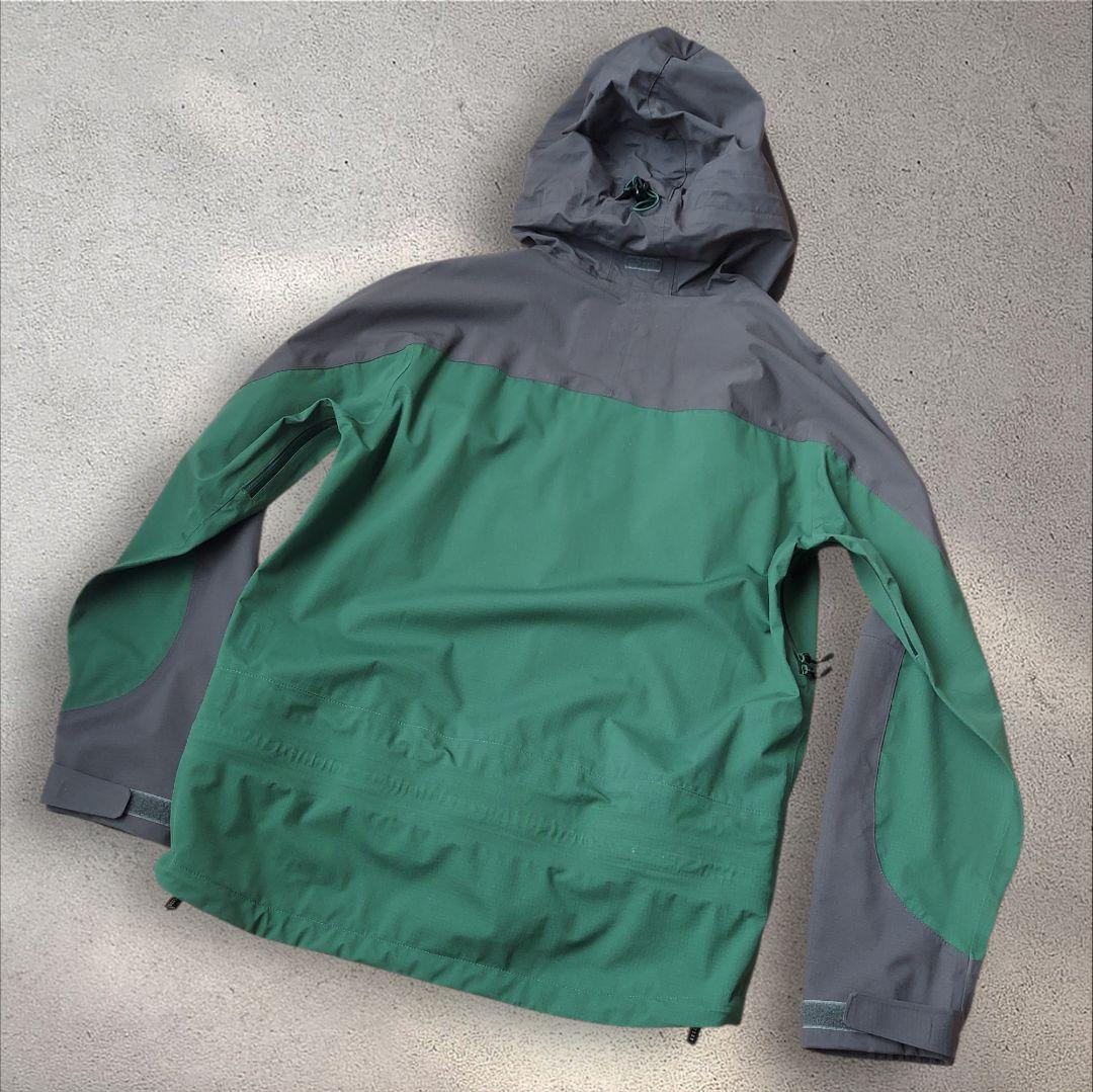 美品✨マウンテンハードウェア ウィンターコヒージョンジャケット OE0486 M
