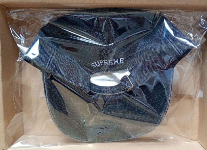 Supreme Pigment Coated Canvas S Logo (黒）