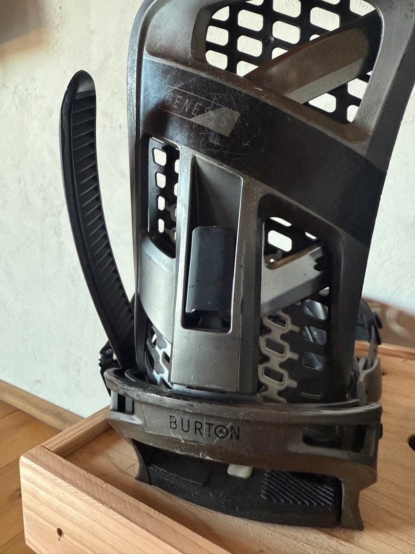 スノーボード BURTON Genesis Re:Flex Binding