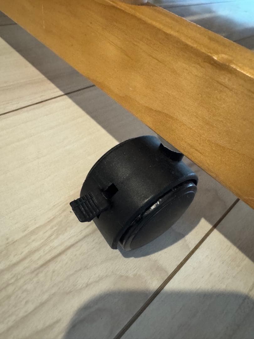 ファルスカ　木製ベビーサークル キャスター付