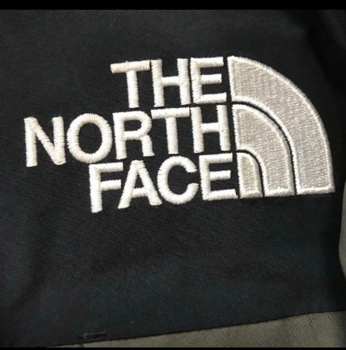 ノースフェイス　マウンテンジャケット　NP61800　M 　ニュートープ カーキ