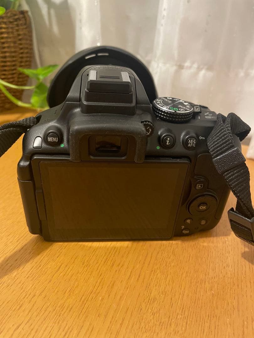 【美品】Nikon D5300 一眼レフカメラ ニコン　TAMRONレンズ付