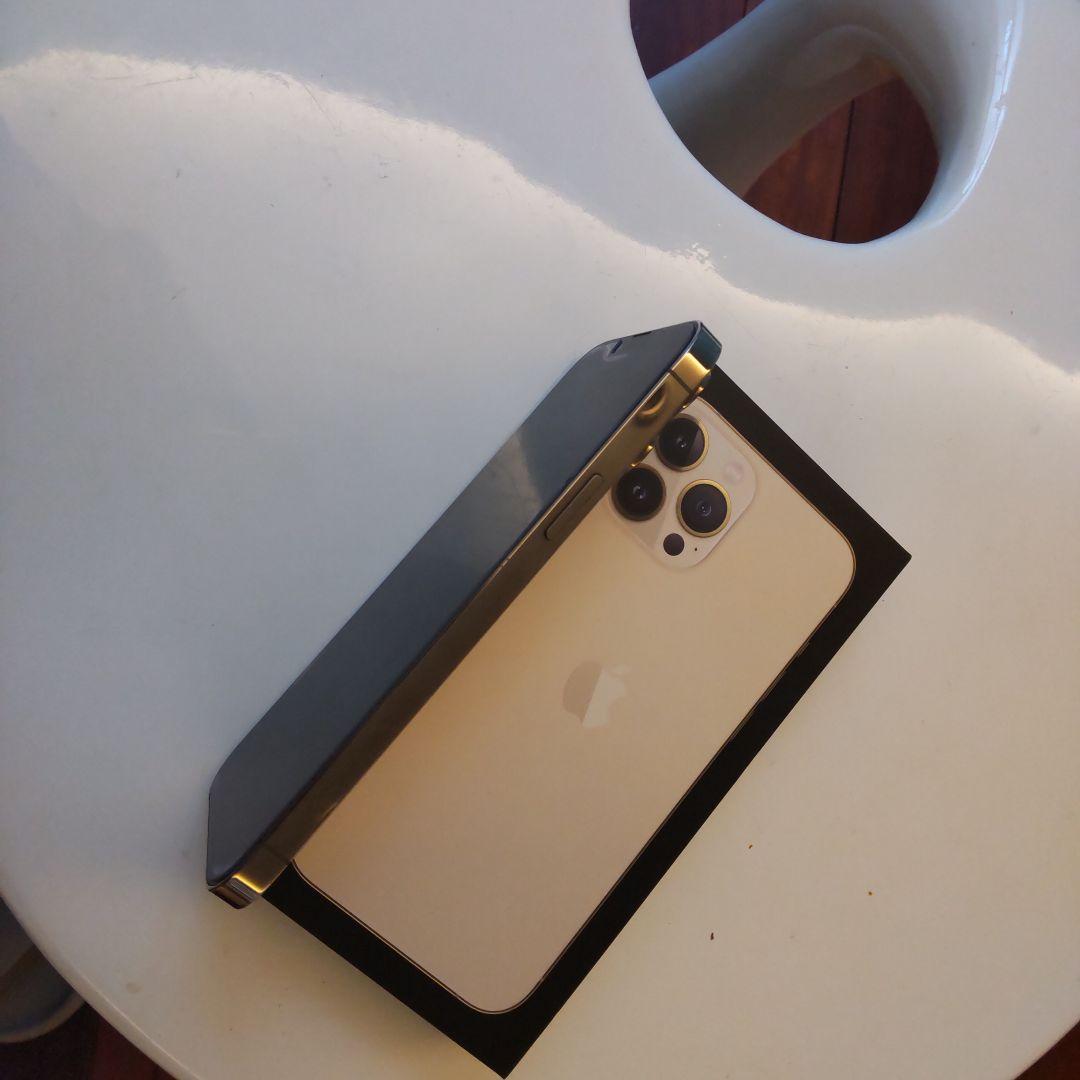 美品！　iPhone13 ProMax 箱付き　Pro　Max　iOS26.2