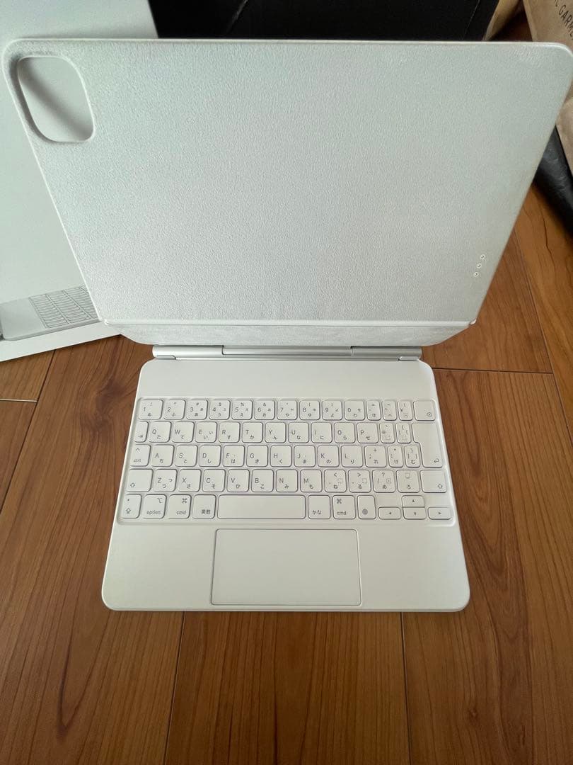 ④iPad Magic Keyboard 日本語配列 11inch