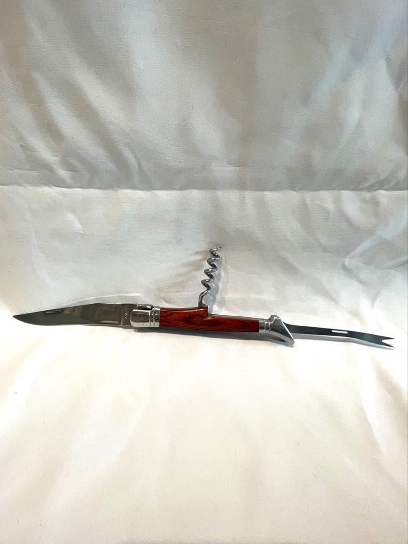 お値下げ　未使用に近い　ライヨール　ソムリエナイフ　LAGUIOLE