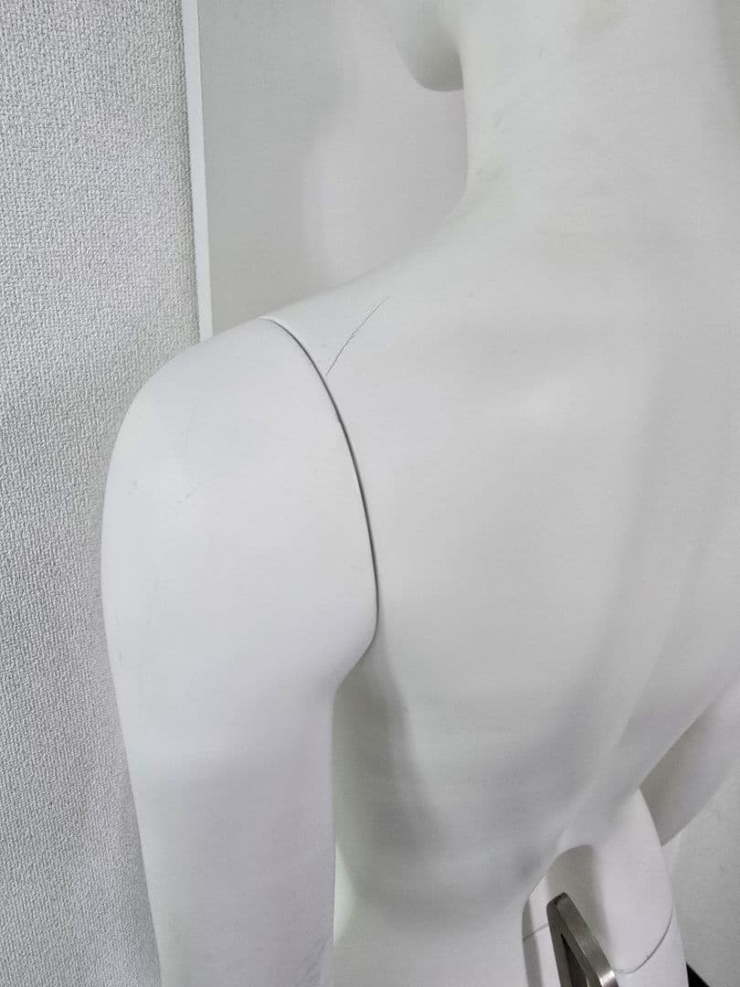 婦人全身マネキン ホワイト 腰受けベースあり