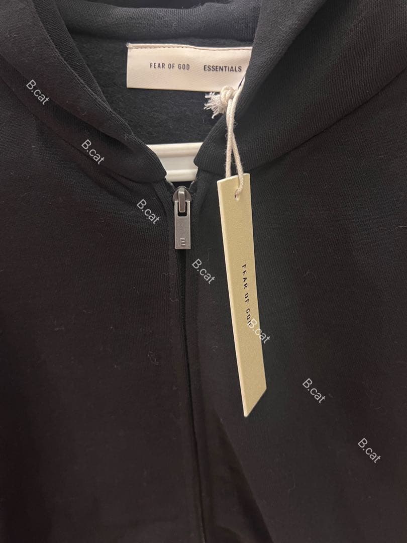 FEAR OF GOD ESSENTIALSジップアップ パーカーL