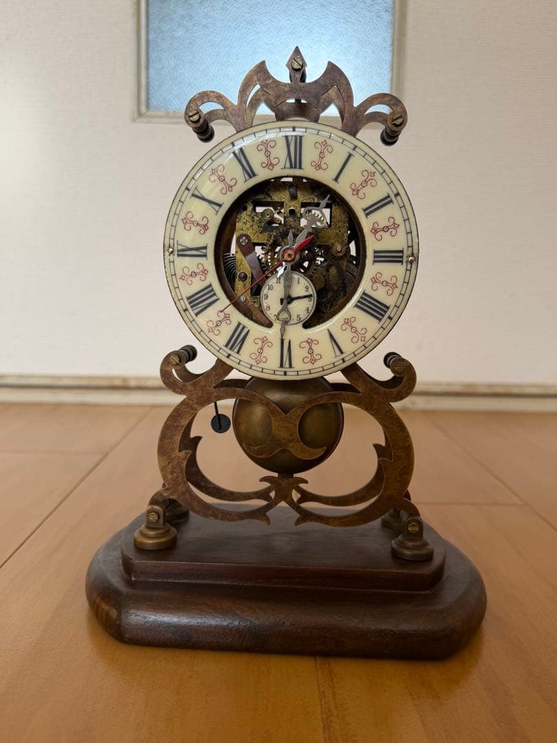 ガラスケース付き置時計 ローマ数字