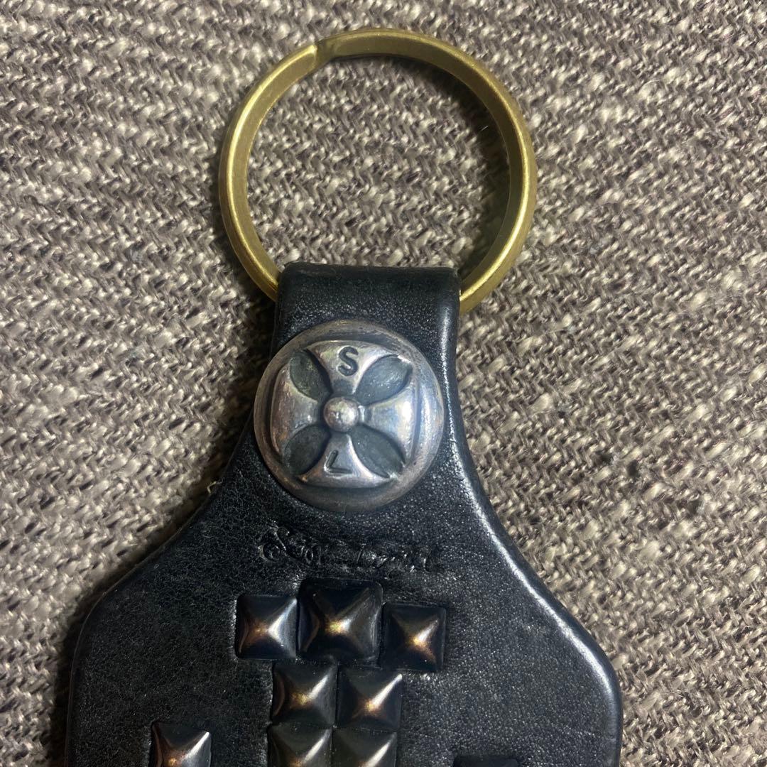 stoplight ストップライトスタッズキーホルダー