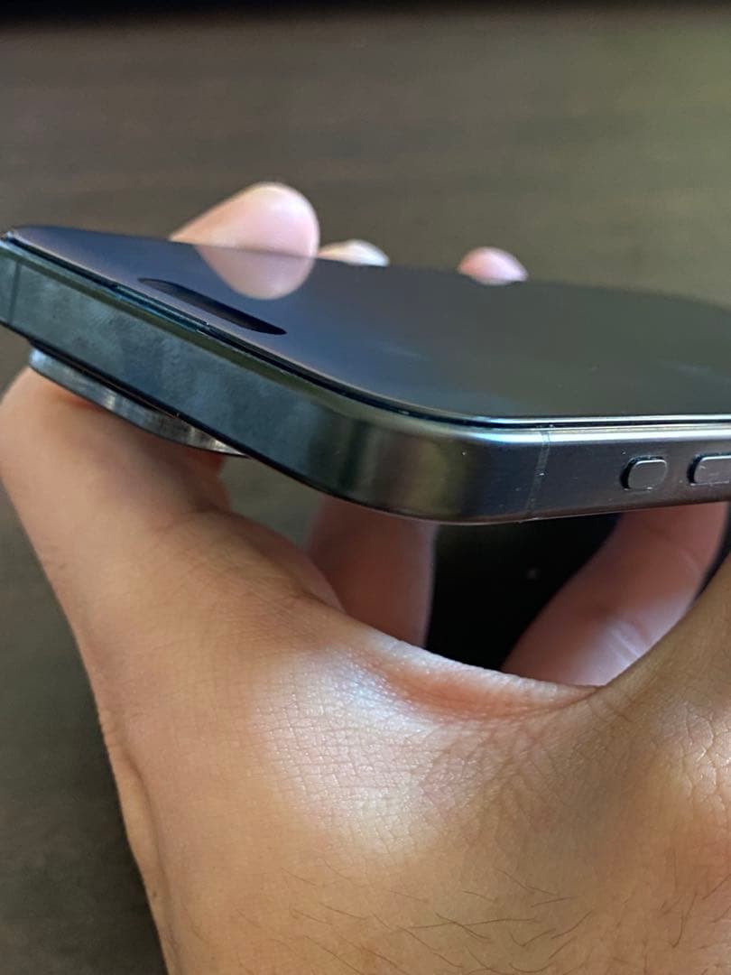 iPhone 15pro ブラック 256GB