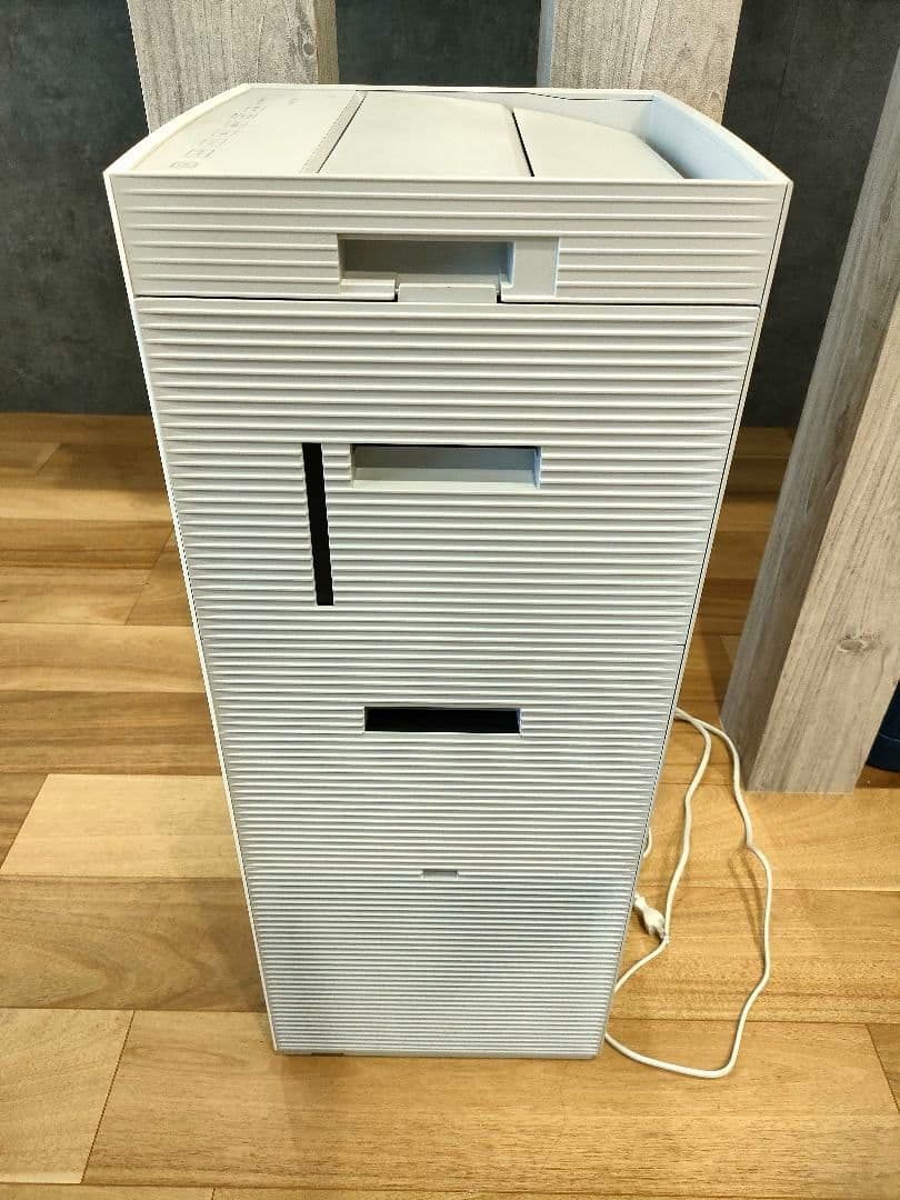 ダイキン 加湿　空気清浄機 MCK70ZE2-W 2023年製