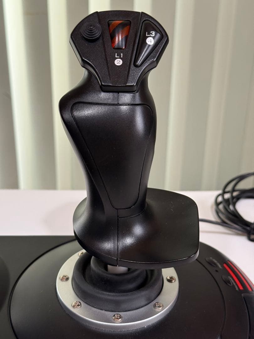 Thrustmaster フライトスティック T.Flight Hotas X