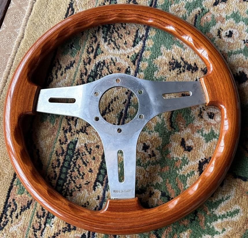 【山猿様】ABA（イタリア製）を お送りします。