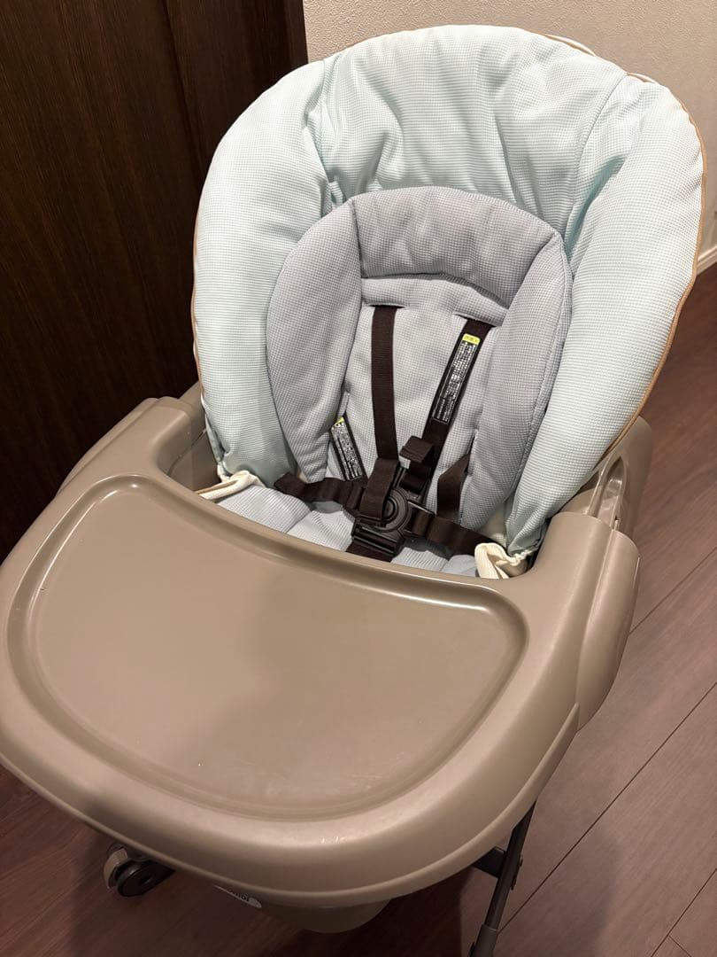 洗替シート付！Combi/ハイローチェア/ネムリラ AUTO SWING LM