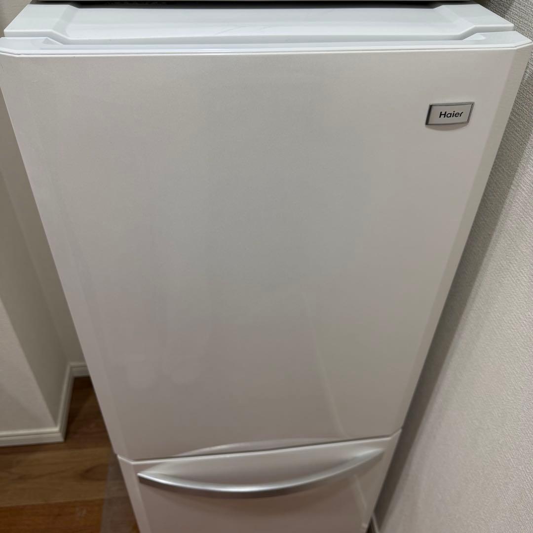 美品 Haier ハイアール　冷蔵庫　白　ホワイト JR-NF140E