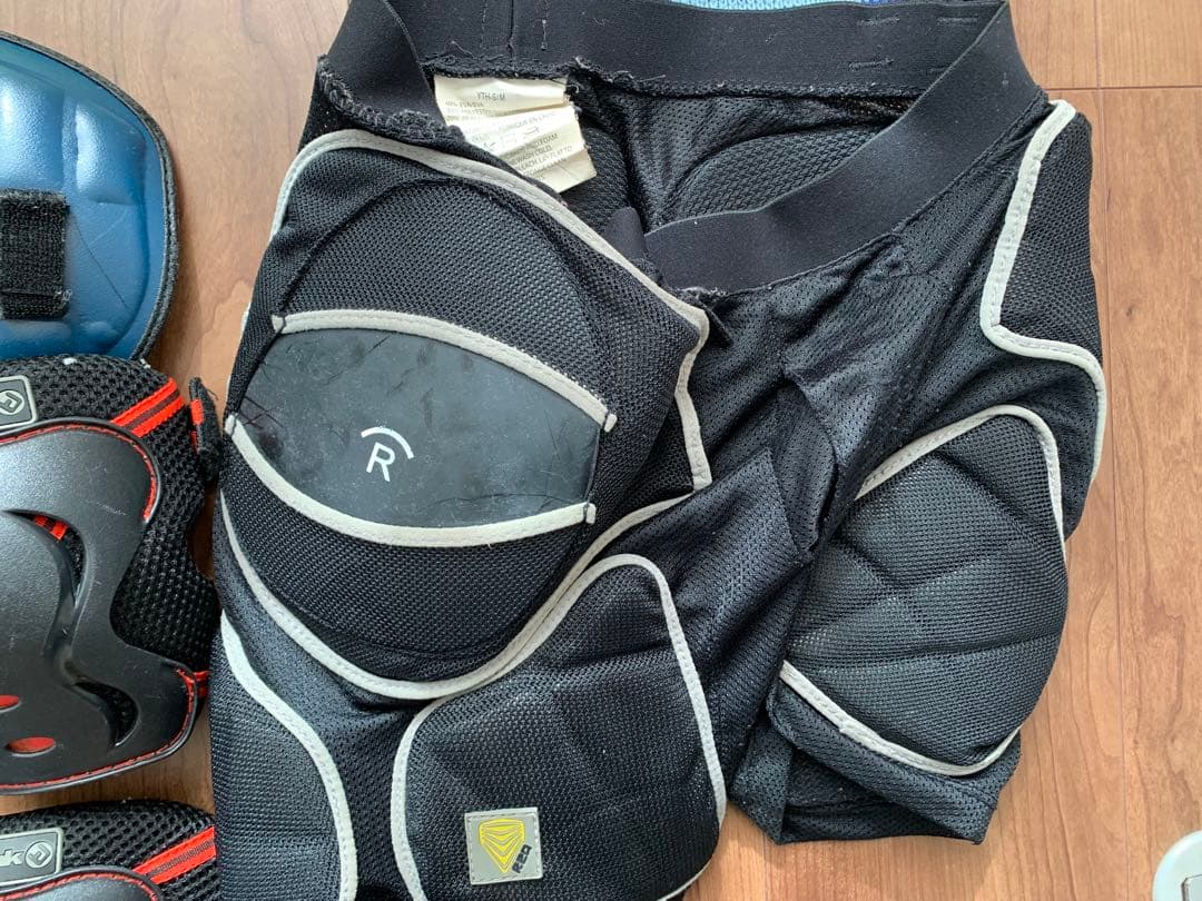 子ども用スノーボードウェアセット　Burton BONFIRE ジュニア