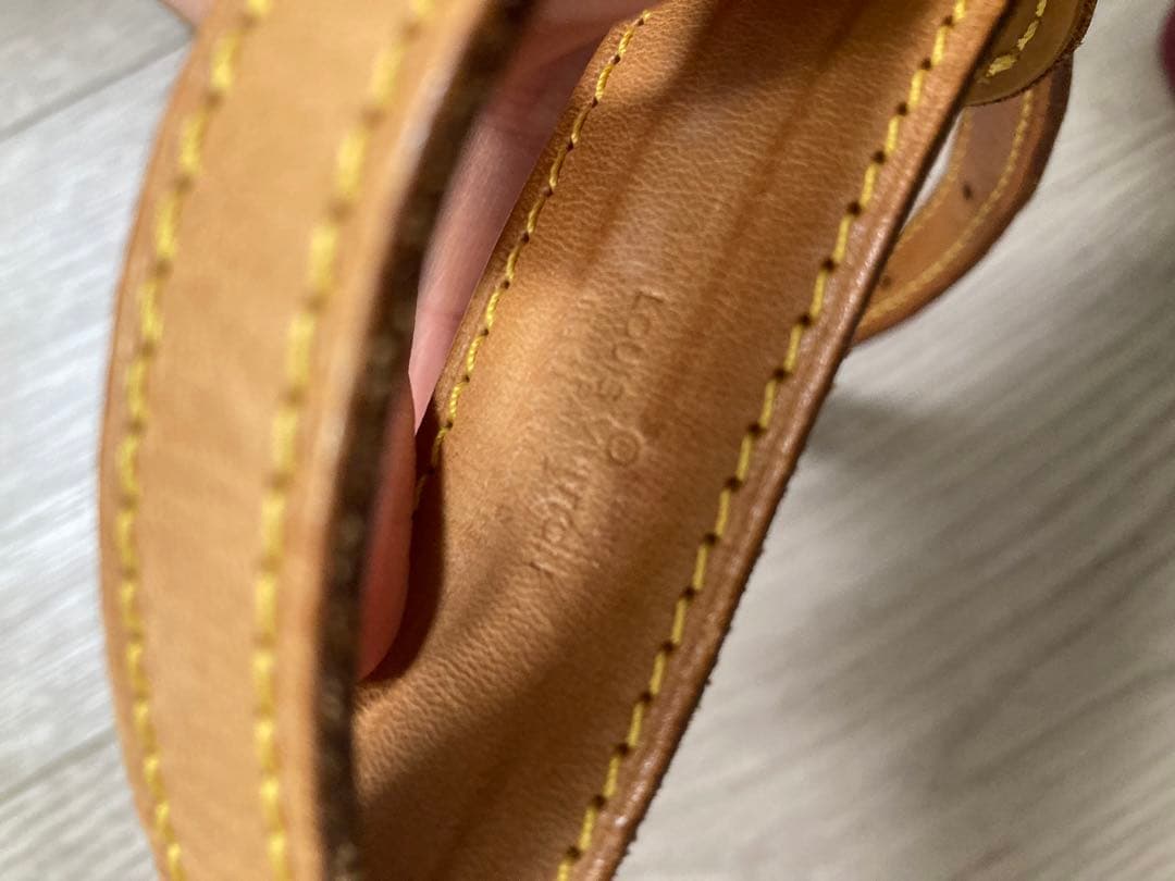 ルイヴィトン　サンクルー　ショルダーバッグ　美品