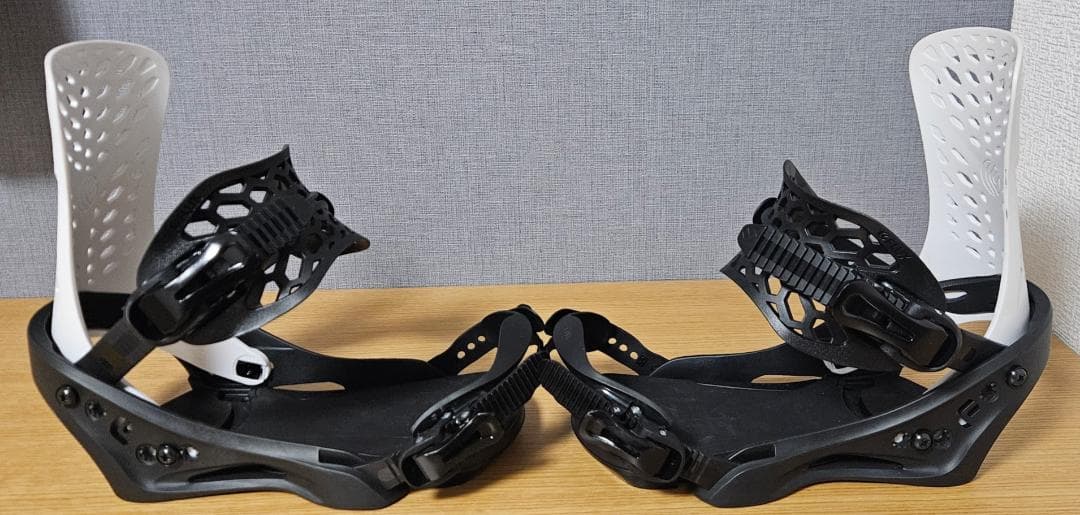 FLUX PR Mサイズ スノーボードビンディング