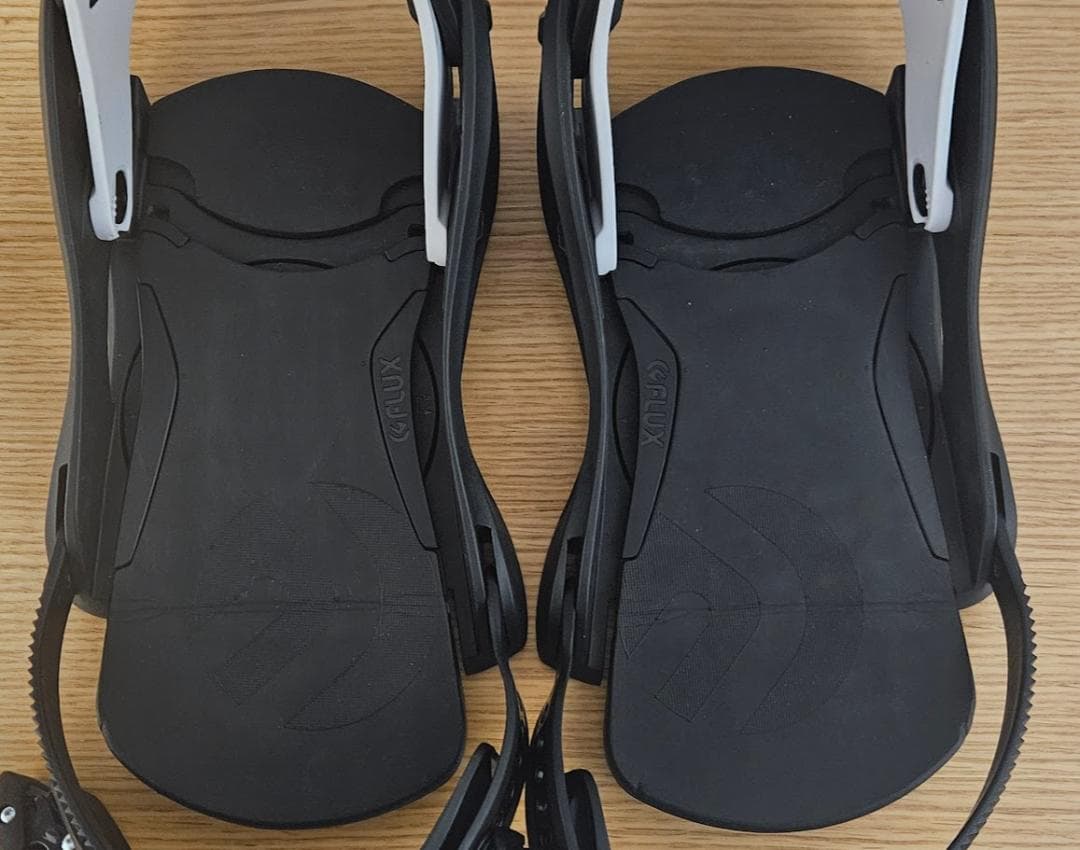 FLUX PR Mサイズ スノーボードビンディング