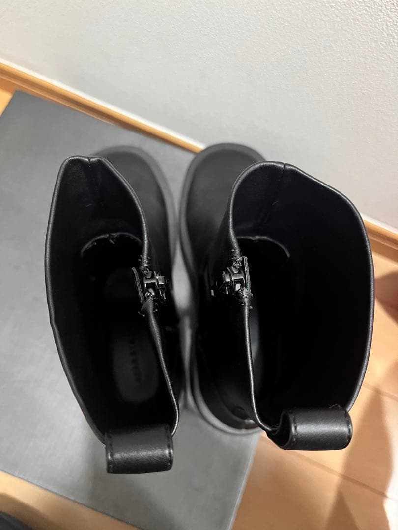 トラックソールストレッチブーツ アダムエロペ　23