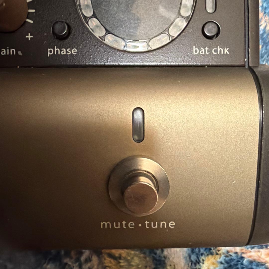 ギター L.R. Baggs venue full isolation DI